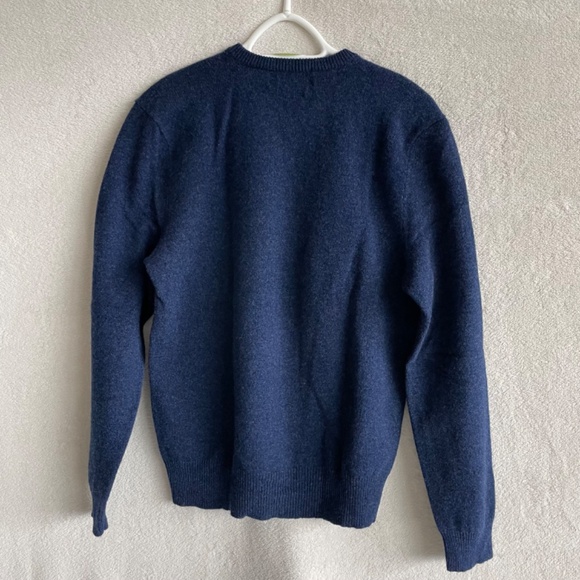 Polo by Ralph Lauren Lambswool V-Neck Sweater. - Picture 2 of 7